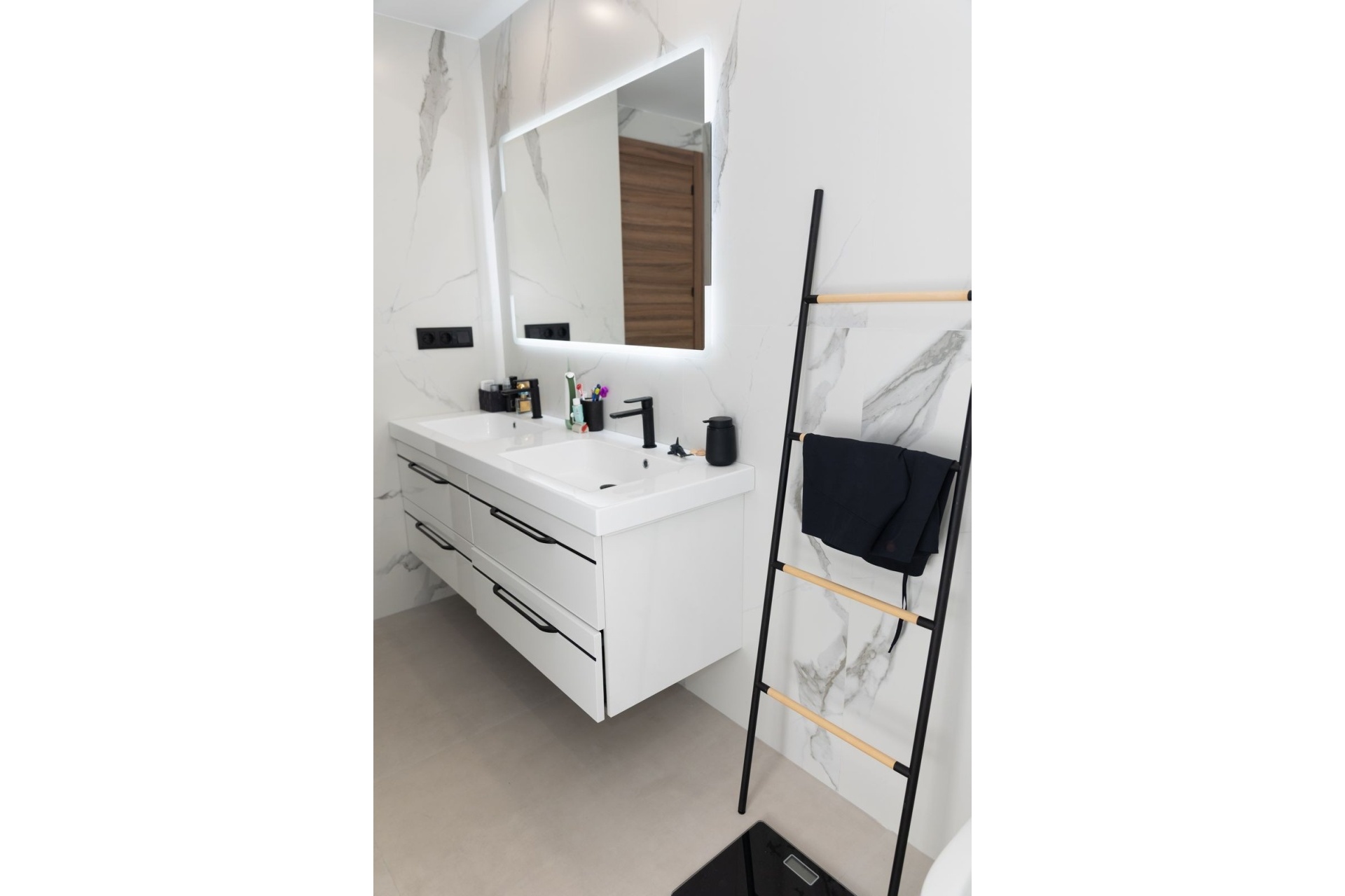 Wiederverkauf - apartment - Marbella - San Pedro de Alcántara