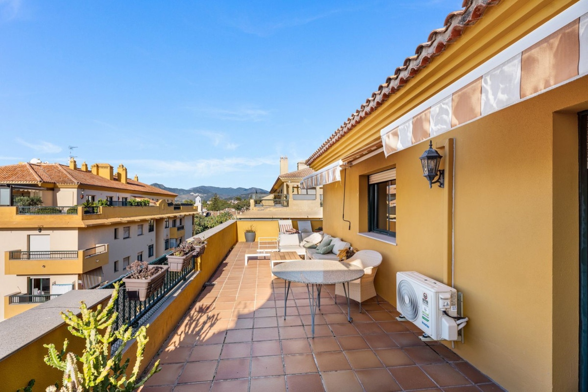 Wiederverkauf - apartment - Marbella - San Pedro de Alcántara