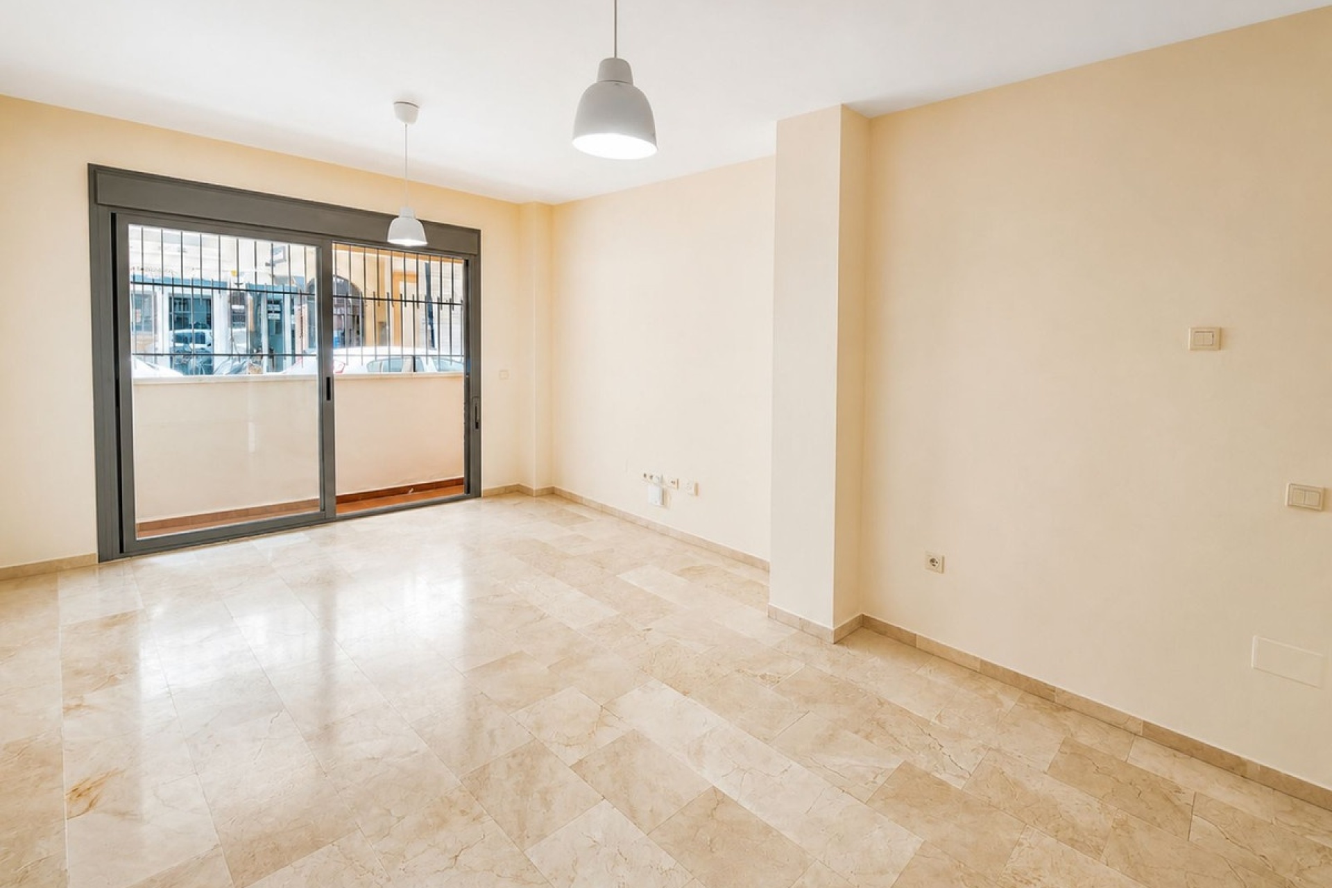 Wiederverkauf - apartment - Marbella - San Pedro de Alcántara