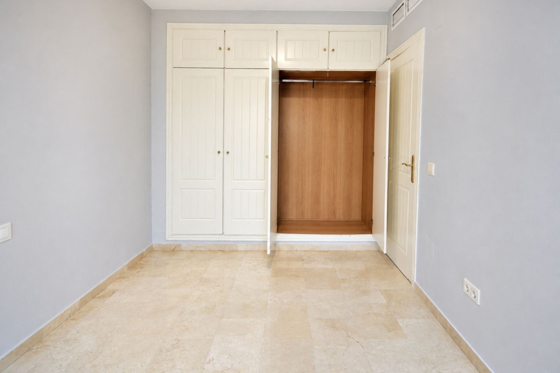 Wiederverkauf - apartment - Marbella - San Pedro de Alcántara
