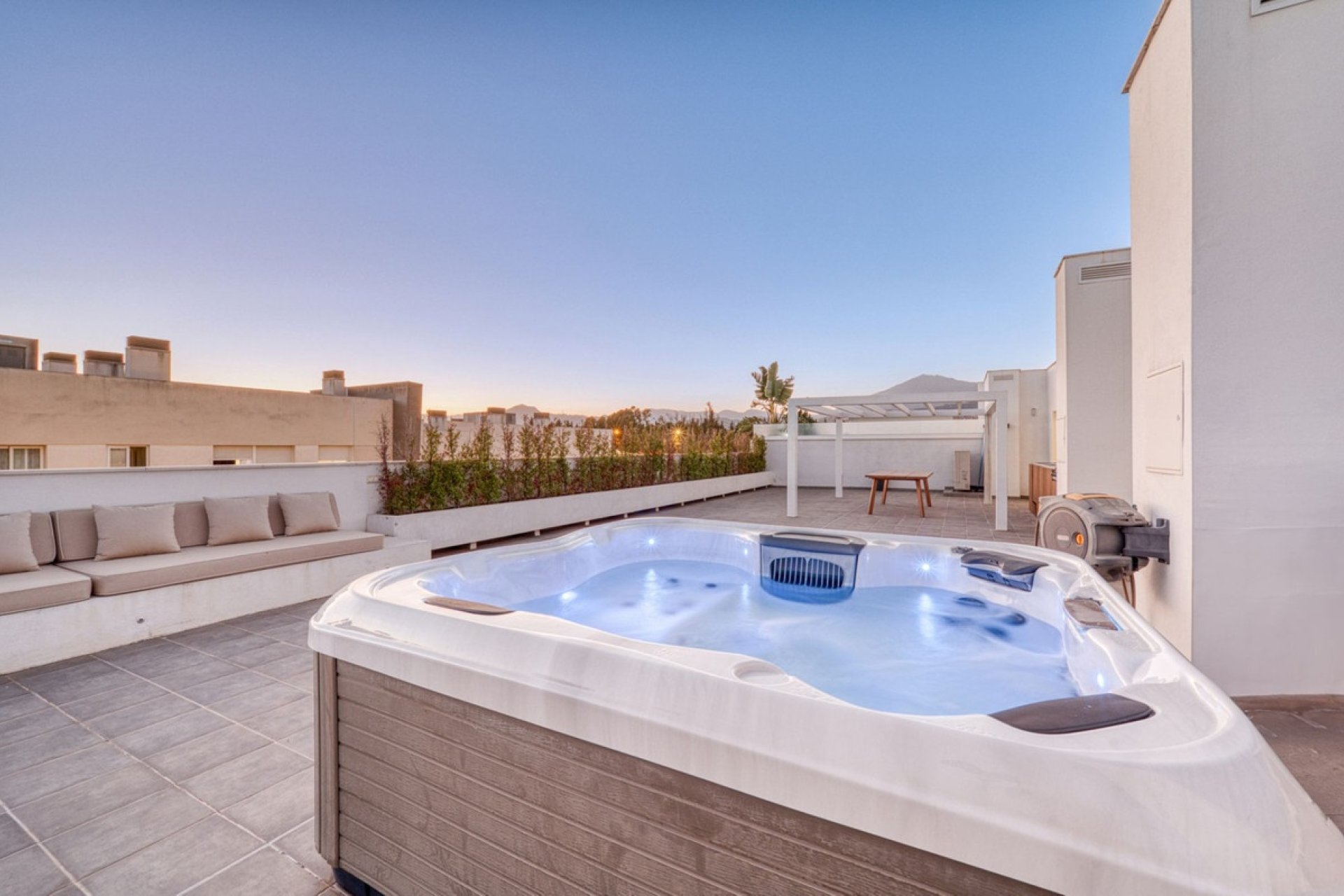 Wiederverkauf - apartment - Marbella - San Pedro de Alcántara