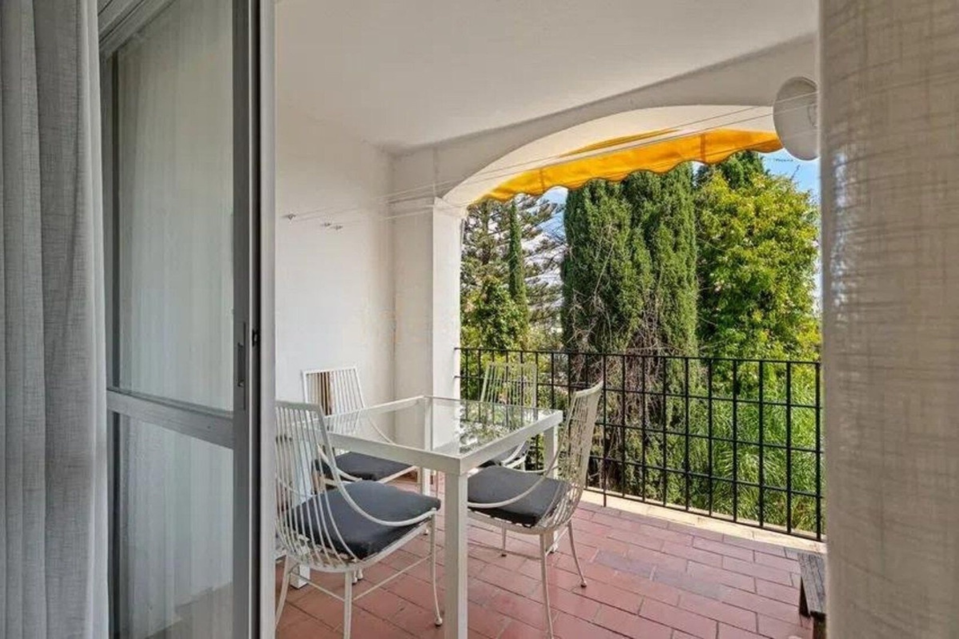 Wiederverkauf - apartment - Marbella - San Pedro de Alcántara