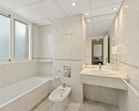 Wiederverkauf - apartment - Marbella - San Pedro de Alcántara