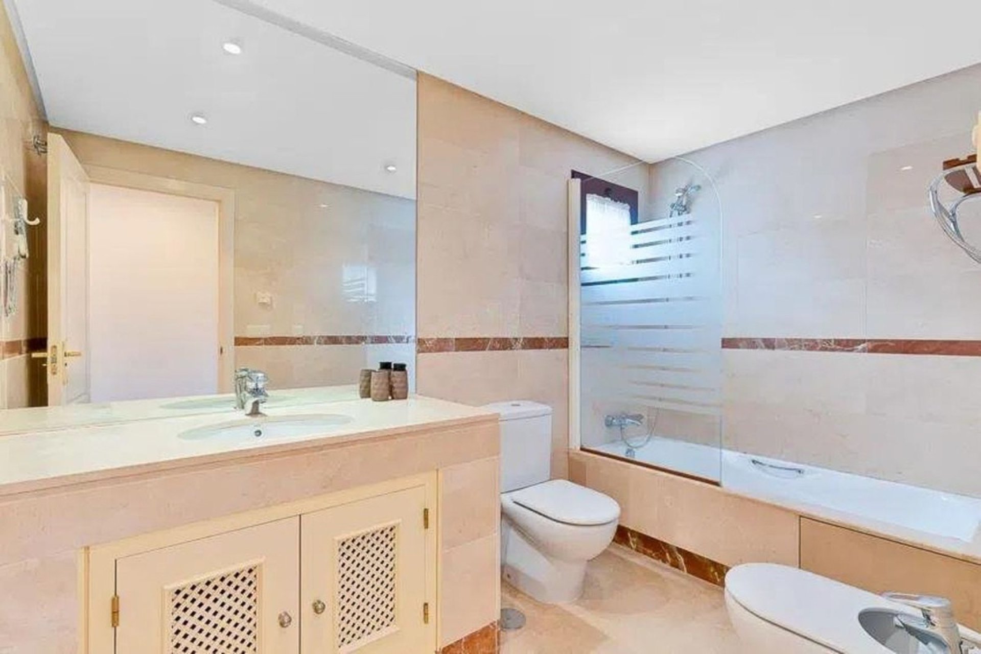 Wiederverkauf - apartment - Marbella - San Pedro de Alcántara