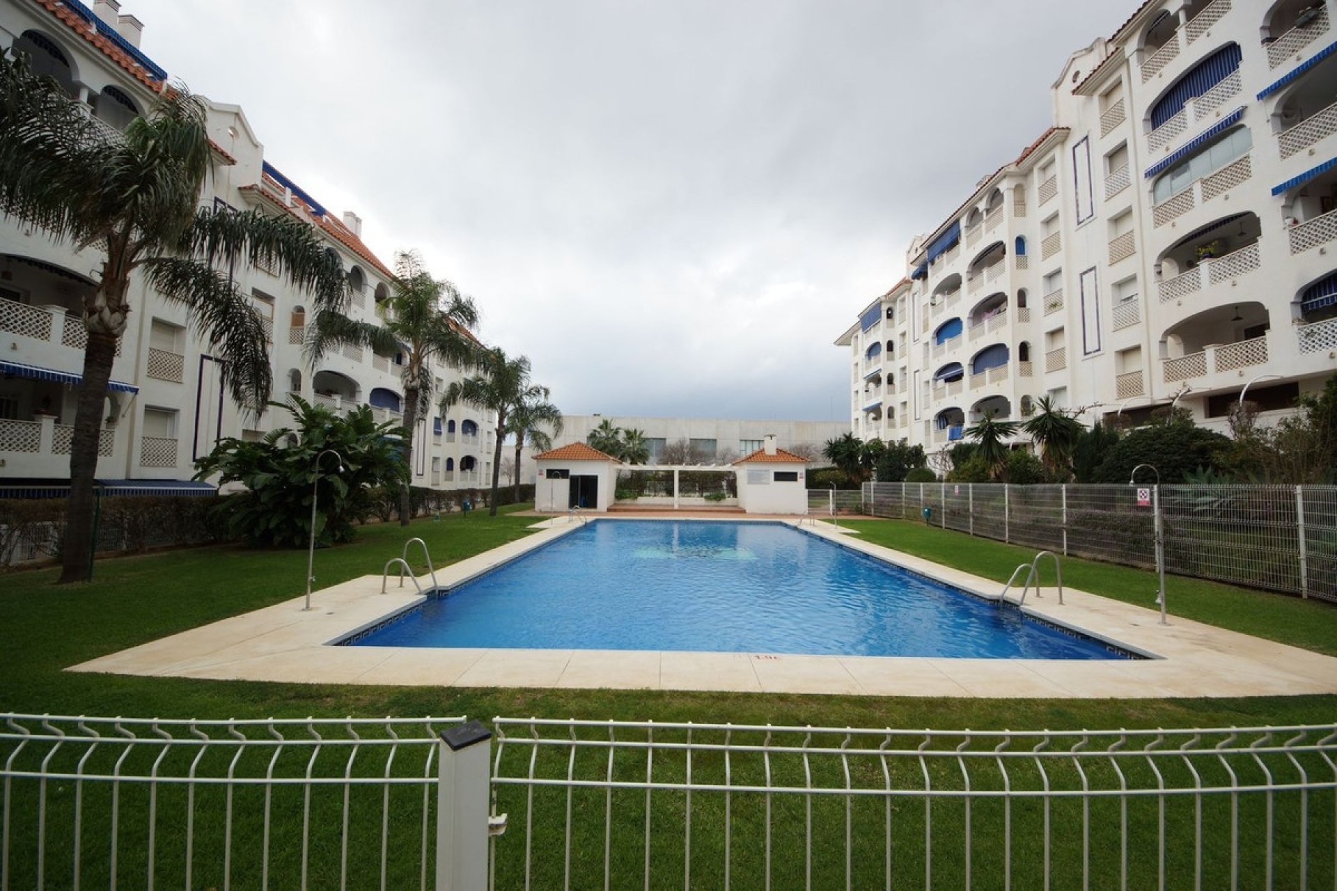 Wiederverkauf - apartment - Marbella - San Pedro de Alcántara