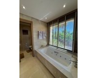 Wiederverkauf - apartment - Marbella - Sierra Blanca