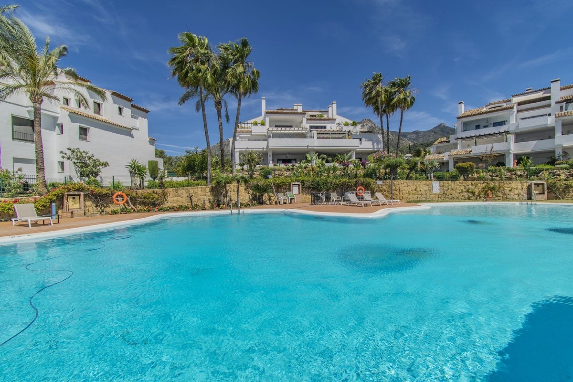 Wiederverkauf - apartment - Marbella - Sierra Blanca