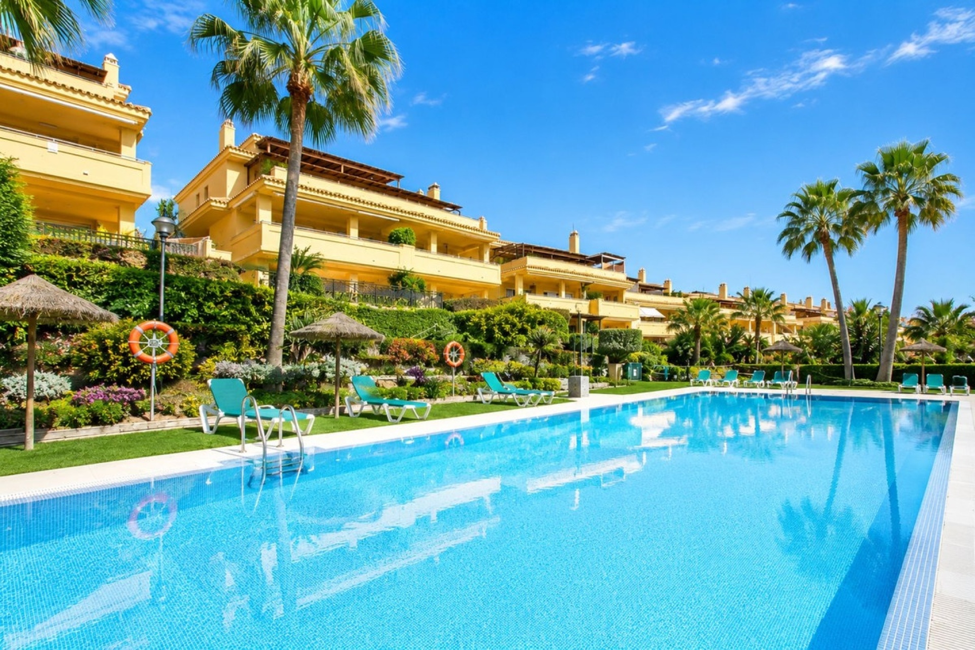 Wiederverkauf - apartment - Marbella - Sierra Blanca
