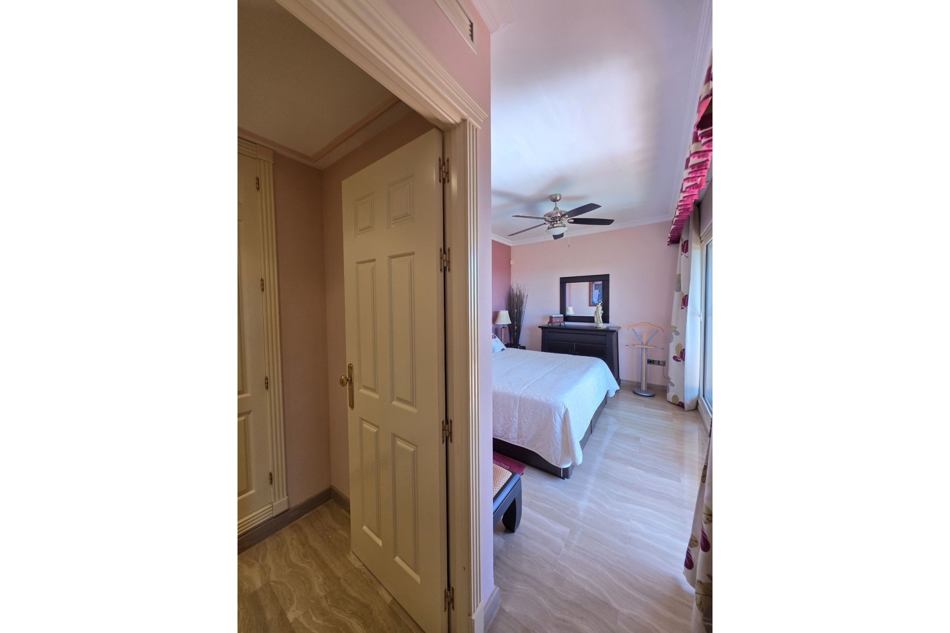 Wiederverkauf - apartment - Marbella - Sierra Blanca