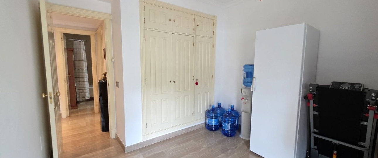 Wiederverkauf - apartment - Marbella - Sierra Blanca