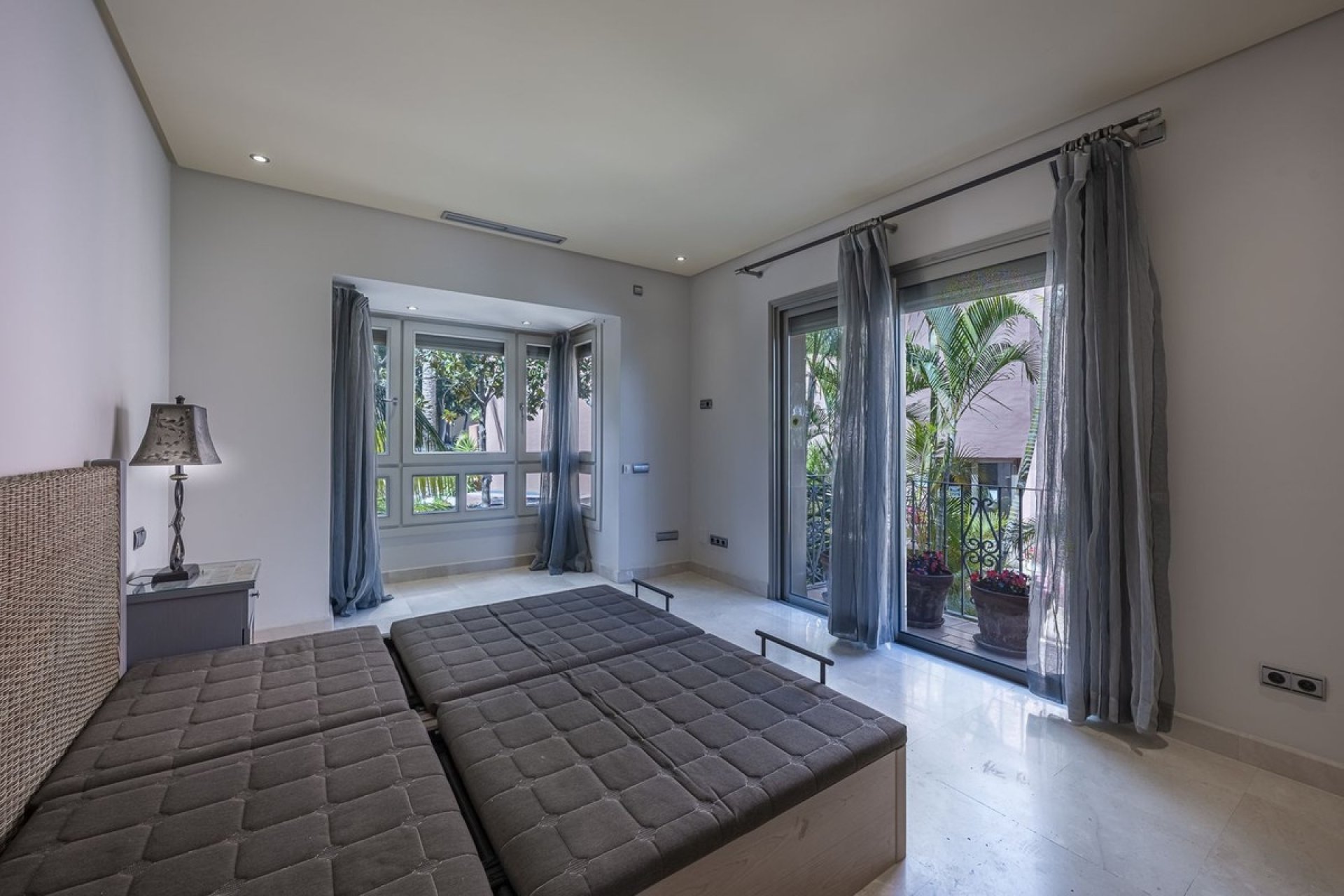 Wiederverkauf - apartment - Marbella - Sierra Blanca