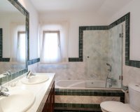 Wiederverkauf - apartment - Marbella - The Golden Mile