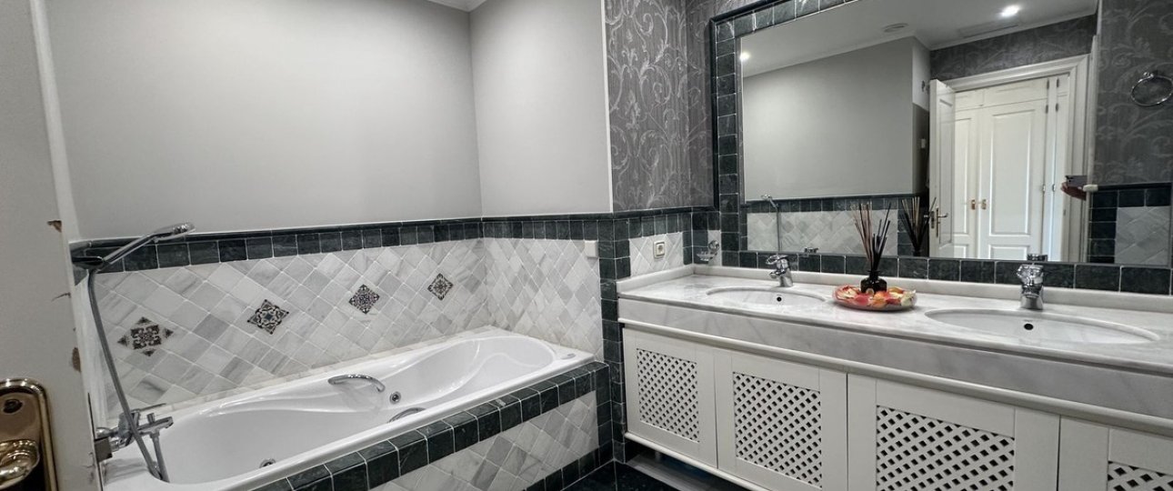 Wiederverkauf - apartment - Marbella - The Golden Mile