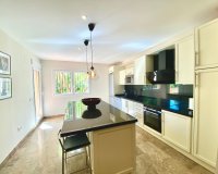 Wiederverkauf - apartment - Marbella - The Golden Mile