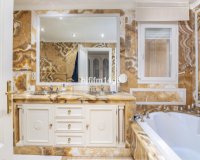 Wiederverkauf - apartment - Marbella - The Golden Mile