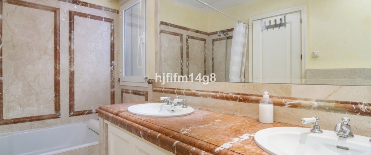 Wiederverkauf - apartment - Marbella - The Golden Mile