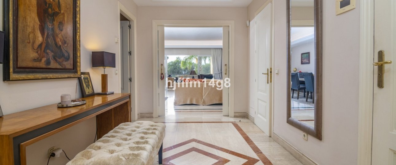 Wiederverkauf - apartment - Marbella - The Golden Mile