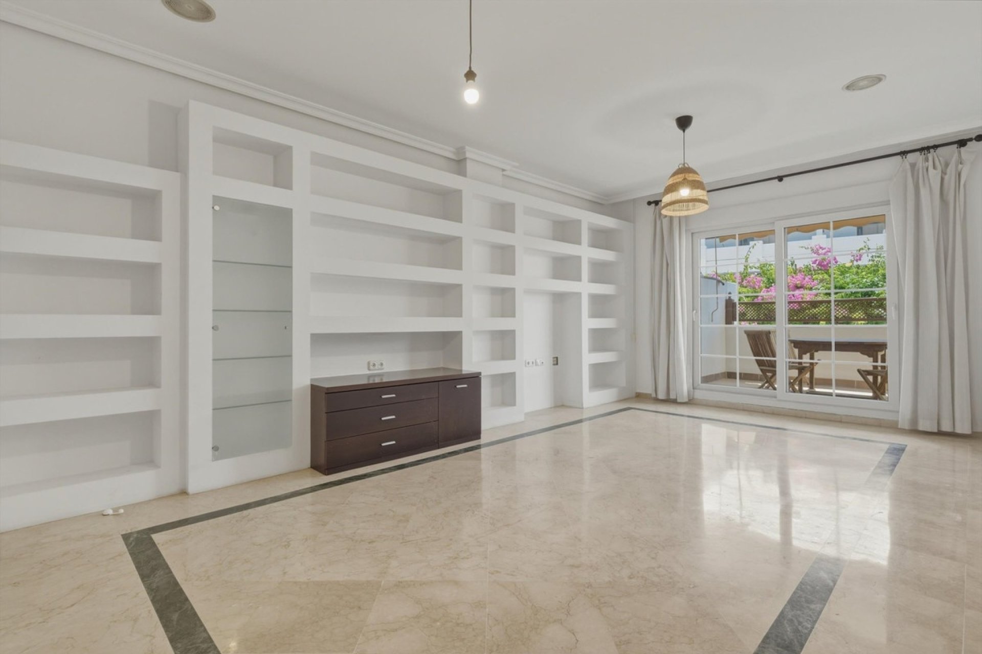 Wiederverkauf - apartment - Marbella - The Golden Mile