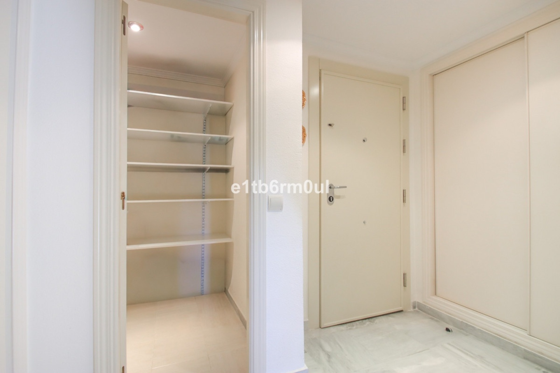 Wiederverkauf - apartment - Marbella - The Golden Mile