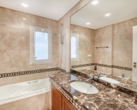 Wiederverkauf - apartment - Marbella - The Golden Mile