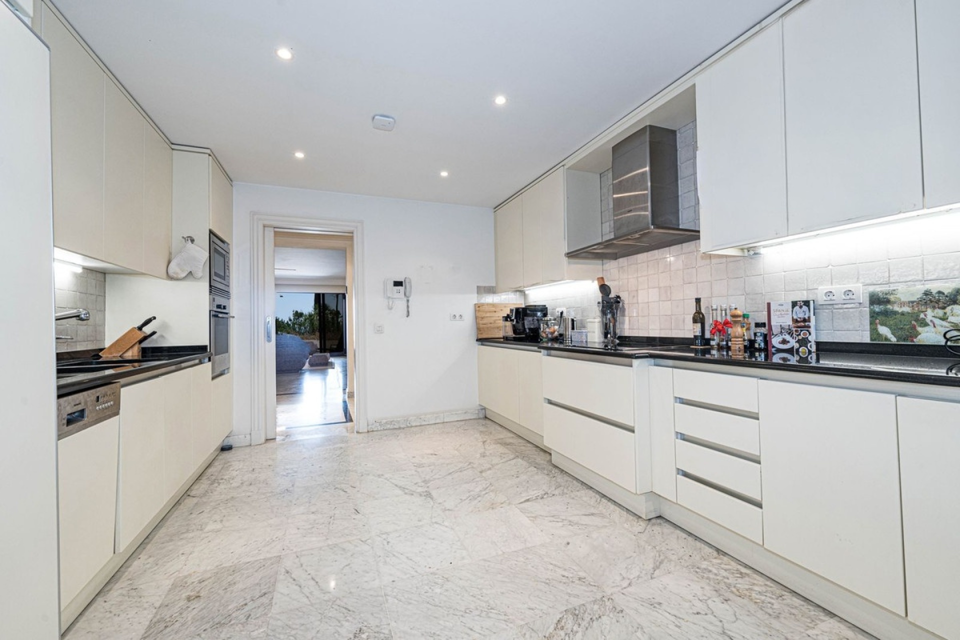 Wiederverkauf - apartment - Marbella - The Golden Mile