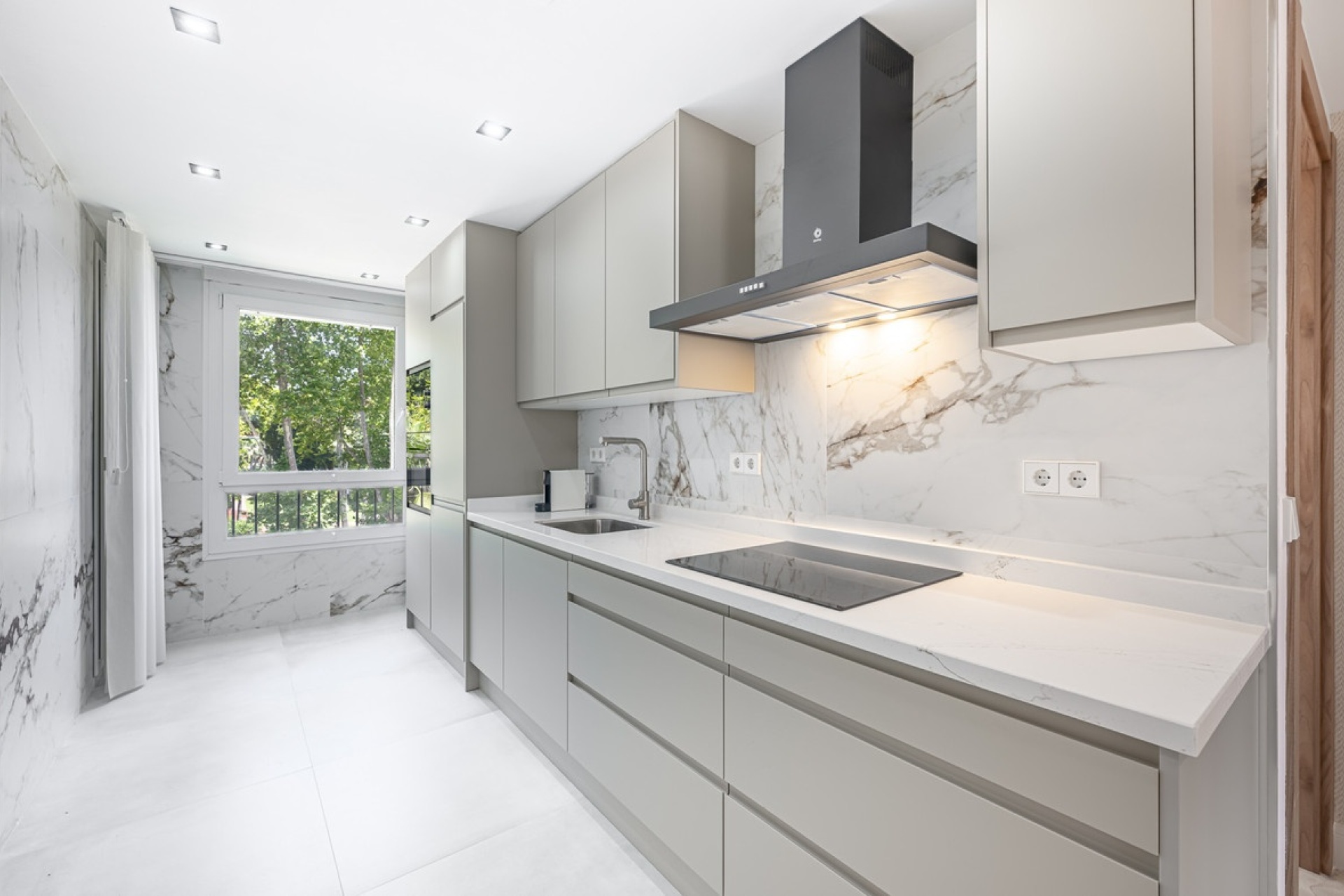Wiederverkauf - apartment - Marbella - The Golden Mile