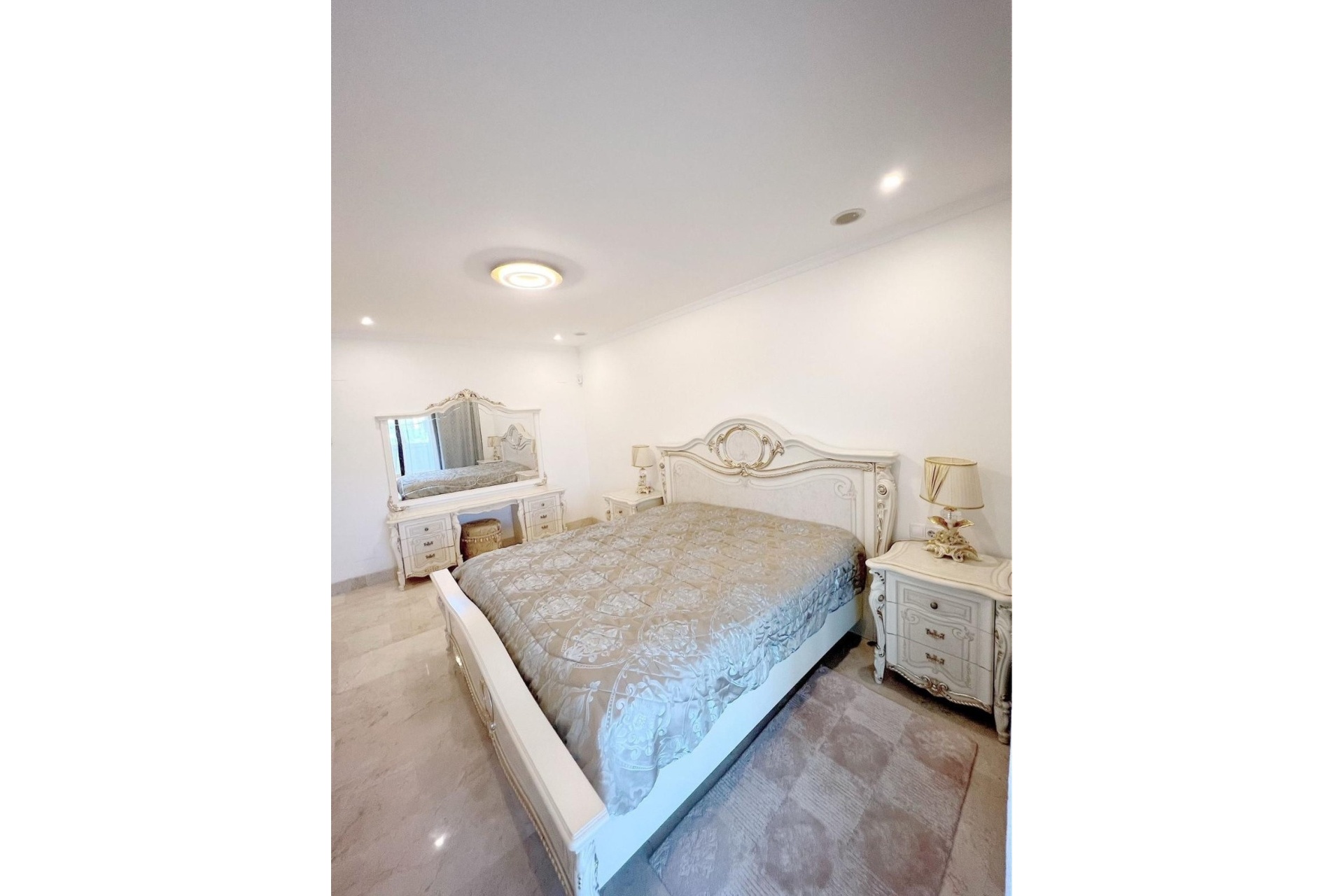 Wiederverkauf - apartment - Marbella - The Golden Mile