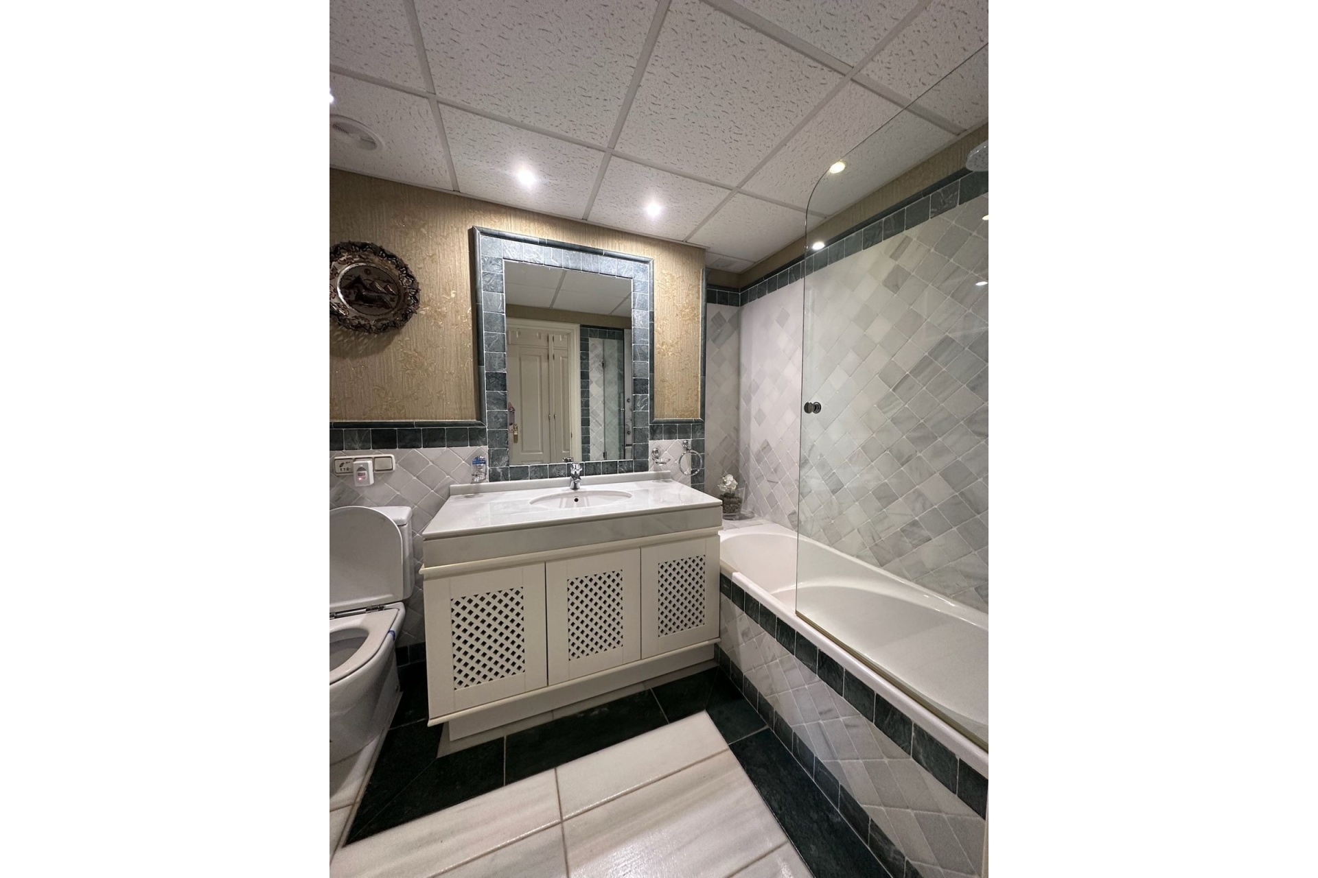 Wiederverkauf - apartment - Marbella - The Golden Mile