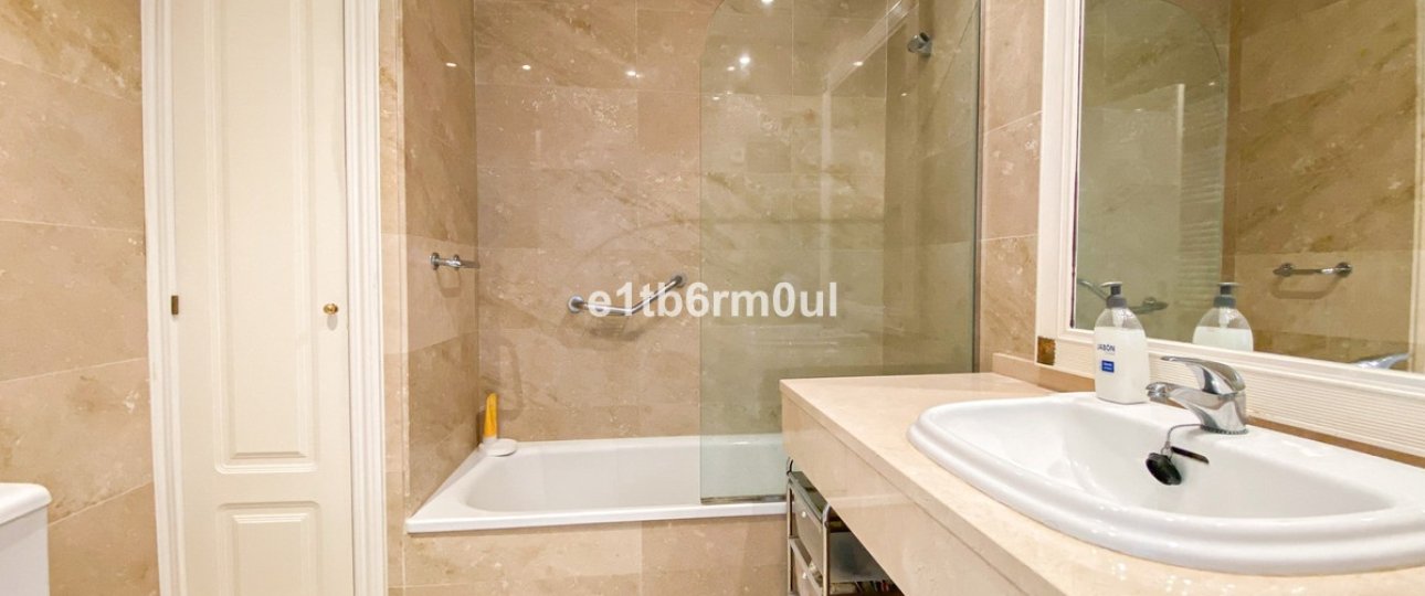 Wiederverkauf - apartment - Marbella - The Golden Mile