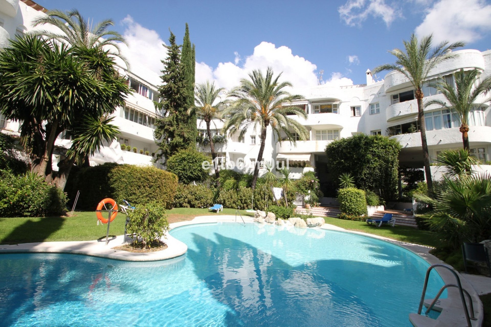 Wiederverkauf - apartment - Marbella - The Golden Mile