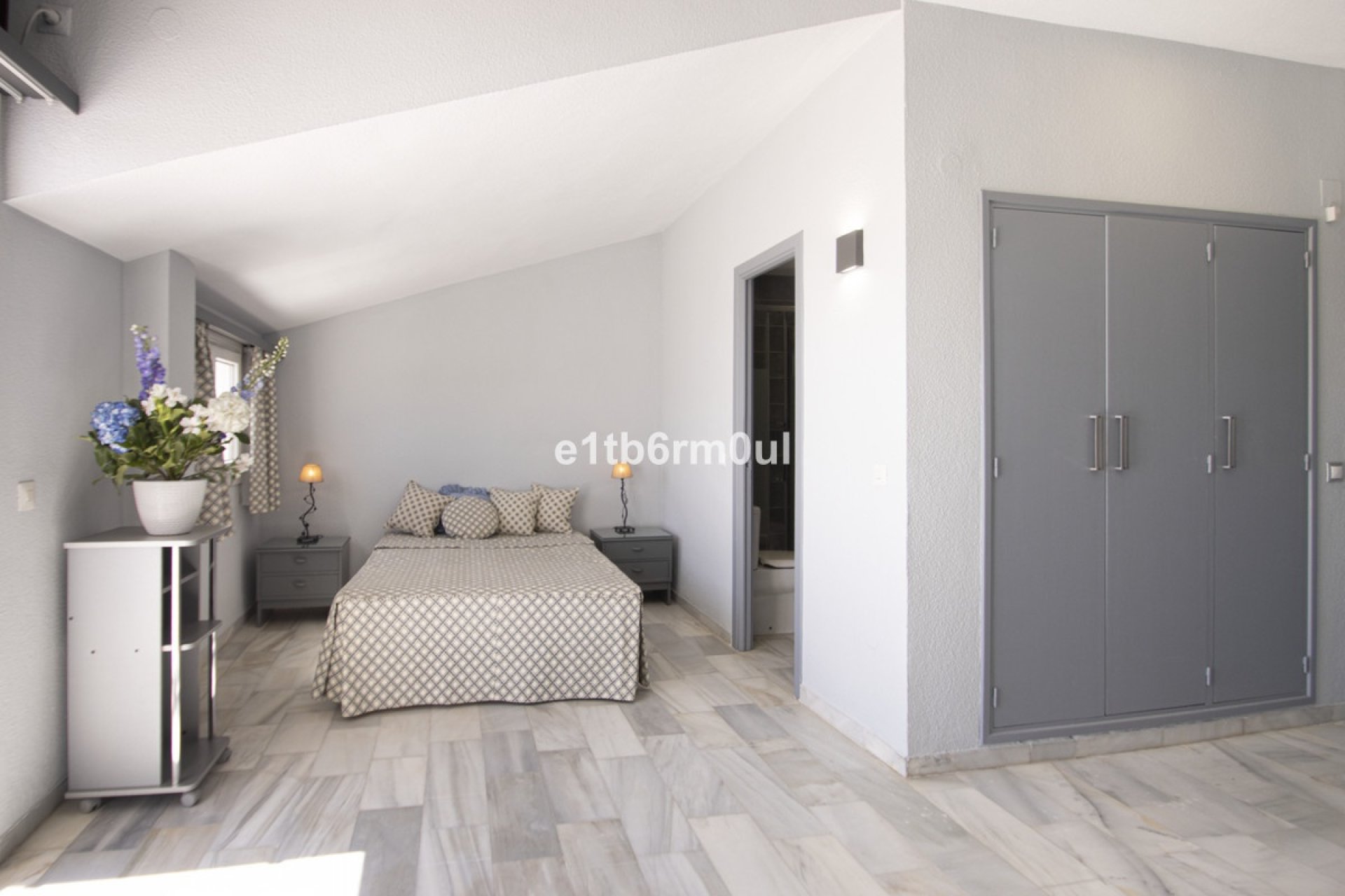 Wiederverkauf - apartment - Marbella - The Golden Mile