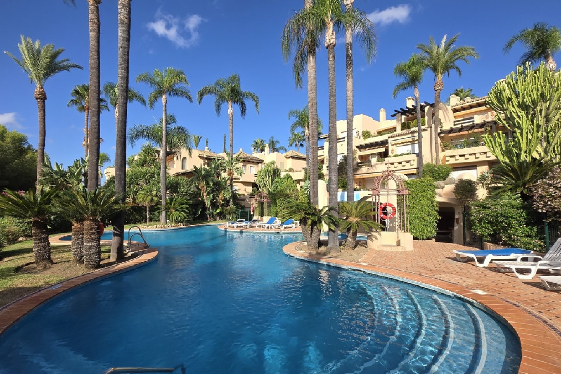 Wiederverkauf - apartment - Marbella - The Golden Mile