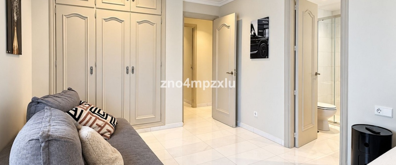 Wiederverkauf - apartment - Marbella - The Golden Mile