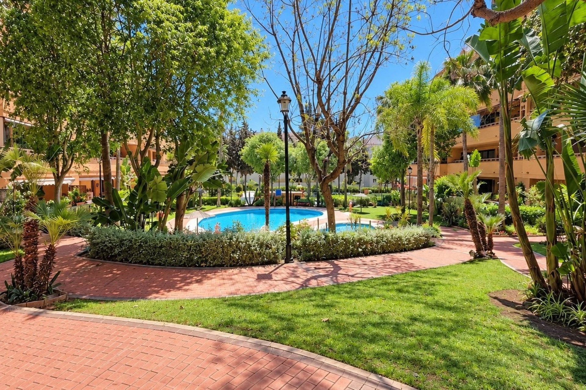 Wiederverkauf - apartment - Marbella - The Golden Mile