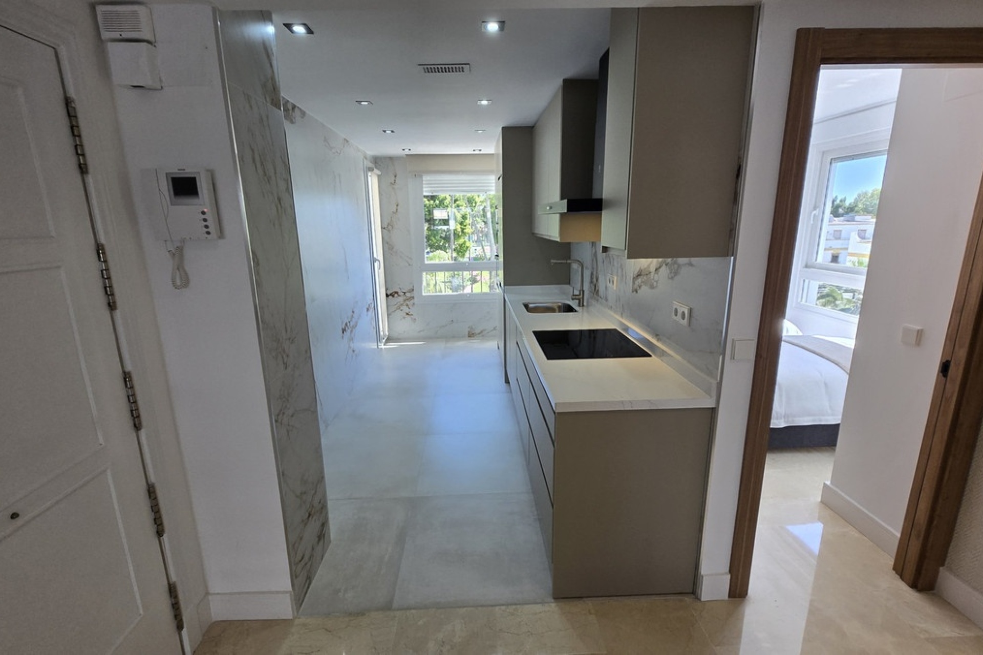 Wiederverkauf - apartment - Marbella - The Golden Mile