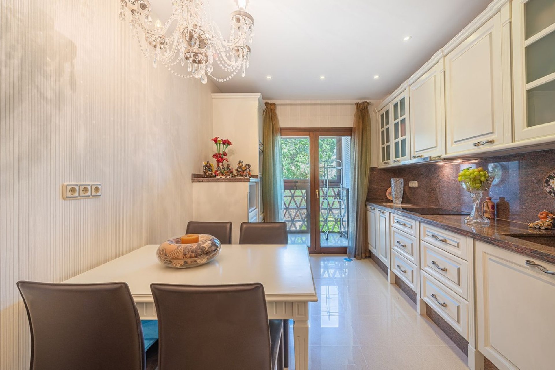 Wiederverkauf - apartment - Marbella - The Golden Mile