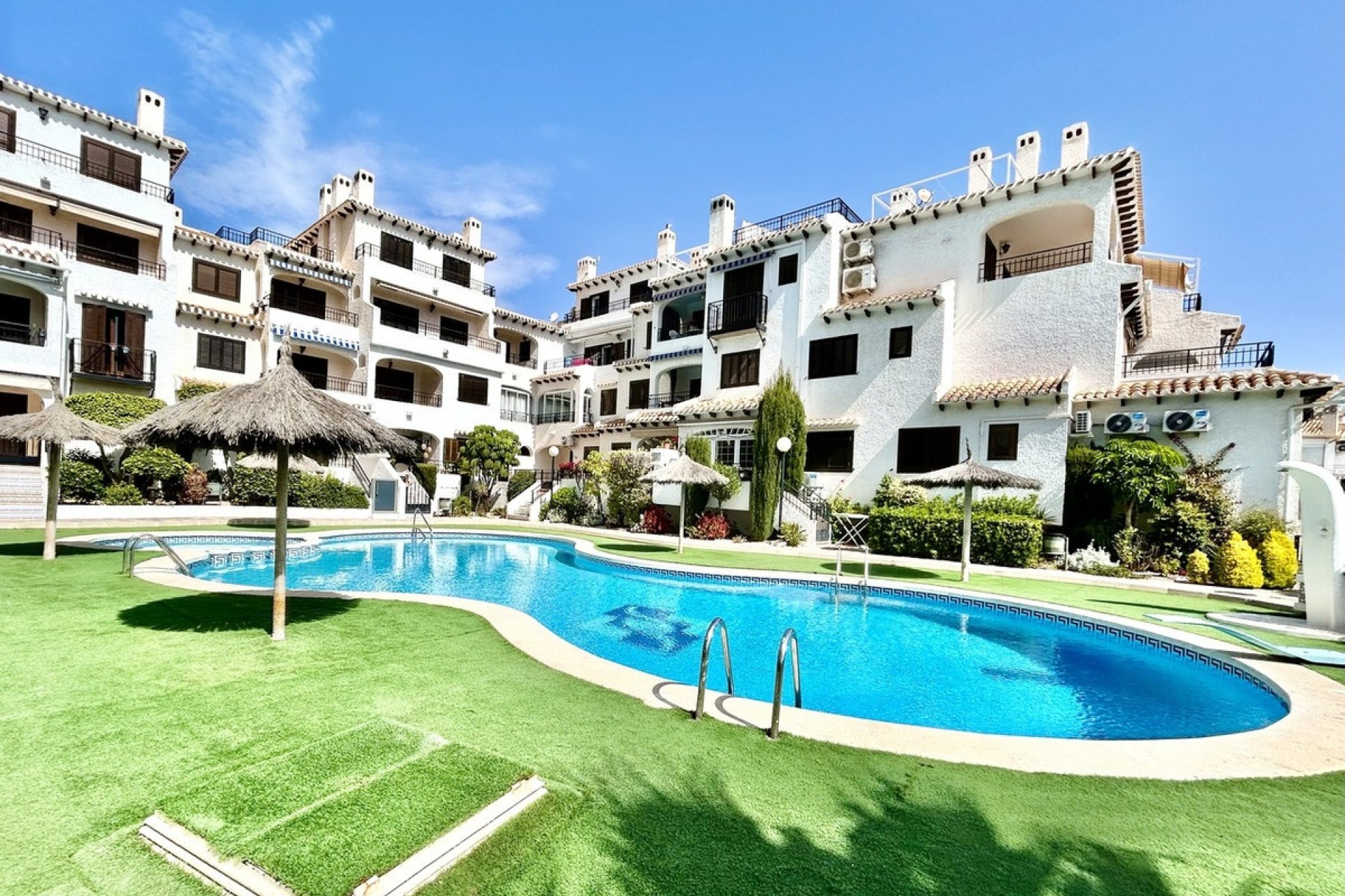 Wiederverkauf - apartment - Orihuela - Cabo Roig