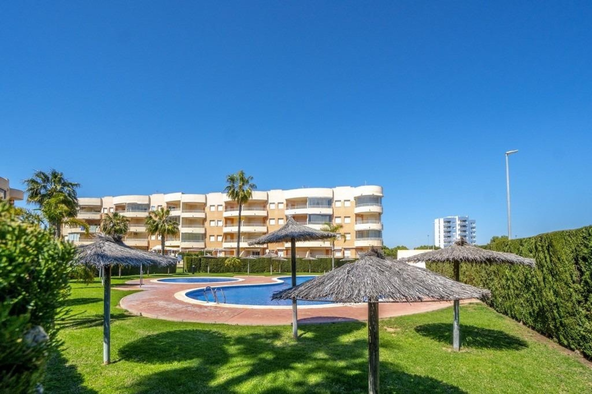 Wiederverkauf - apartment - Orihuela - Campoamor