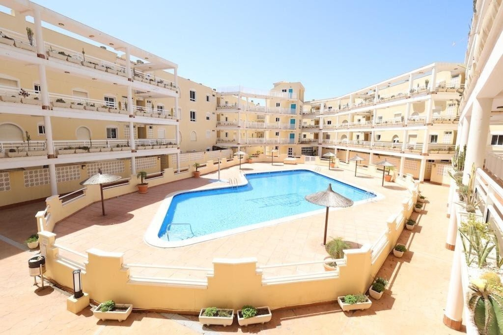 Wiederverkauf - apartment - Orihuela - Campoamor