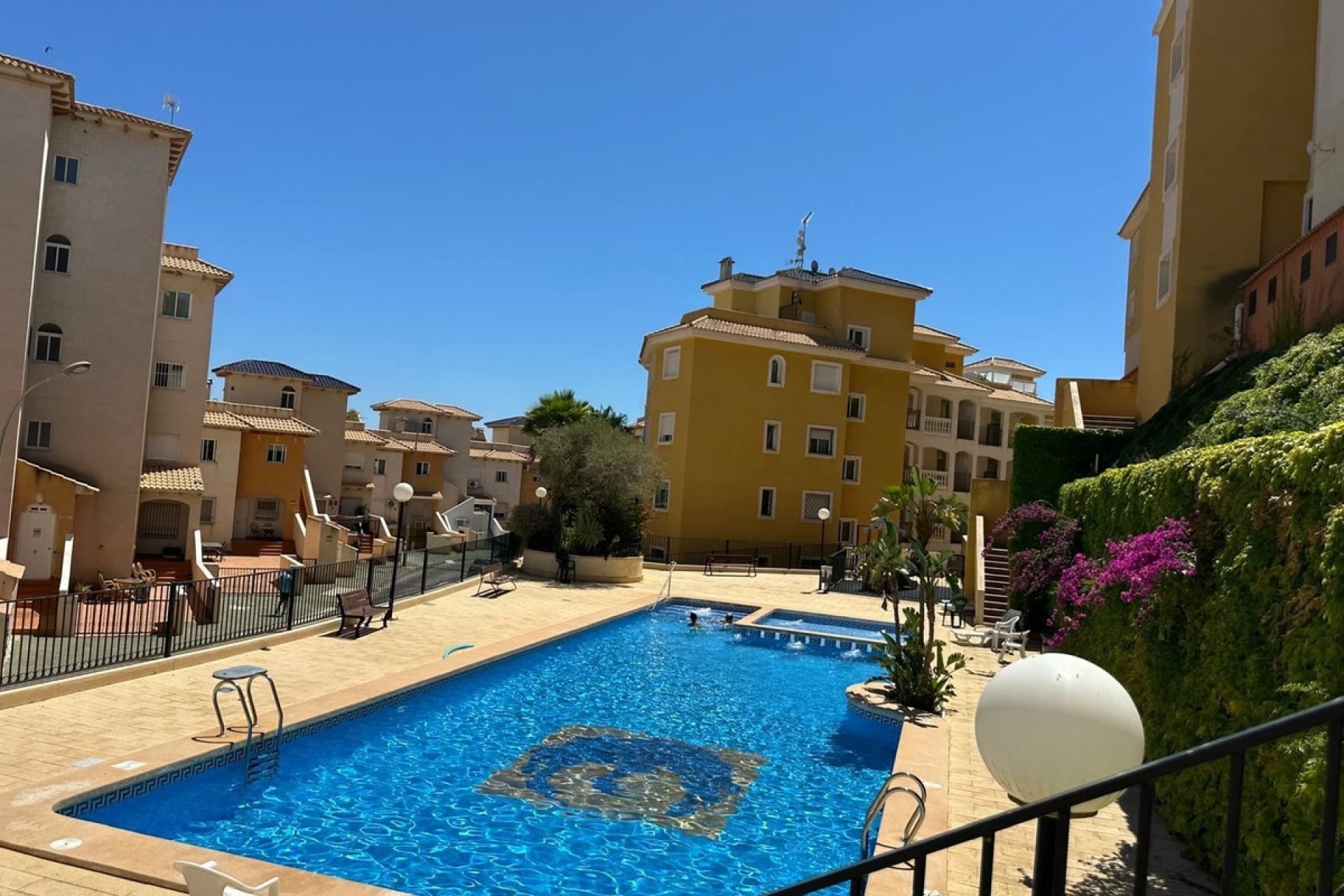 Wiederverkauf - apartment - Orihuela - Campoamor