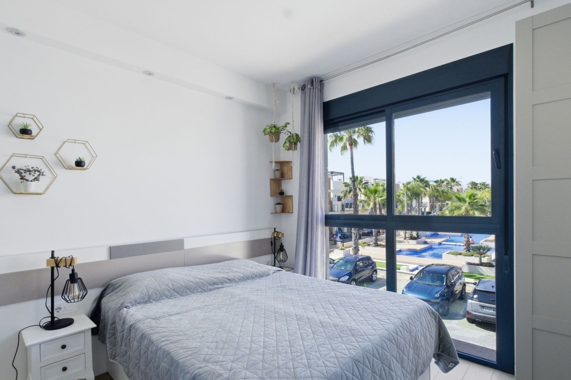 Wiederverkauf - apartment - Orihuela - La Zenia