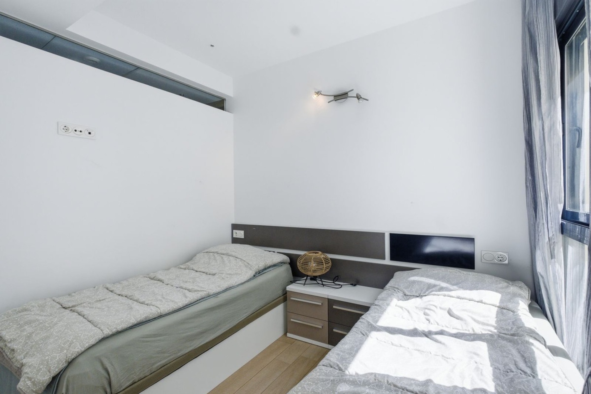Wiederverkauf - apartment - Orihuela - La Zenia