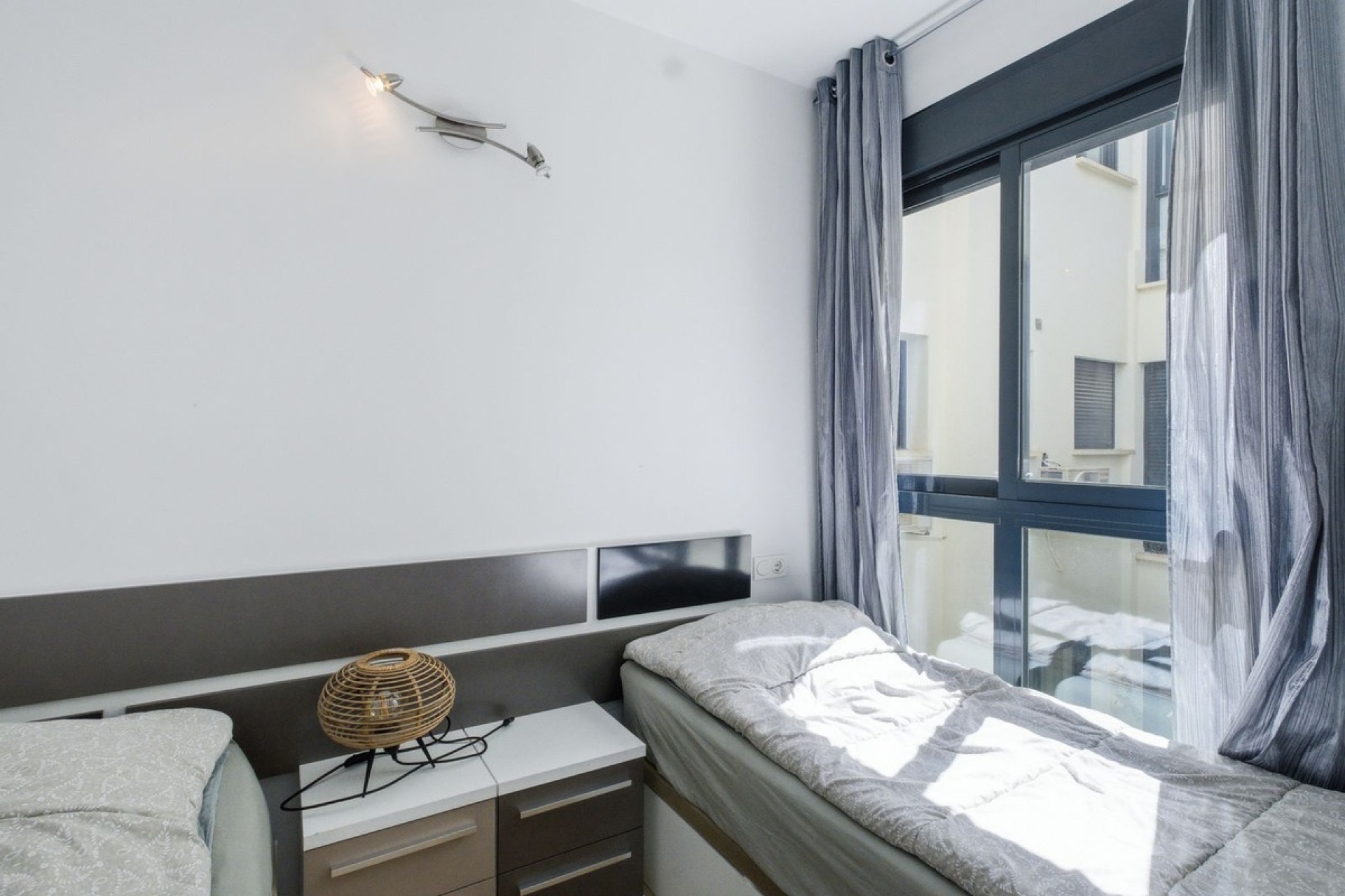 Wiederverkauf - apartment - Orihuela - La Zenia