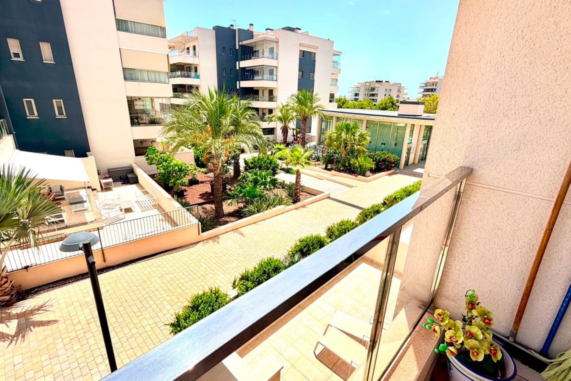 Wiederverkauf - apartment - Orihuela - La Zenia
