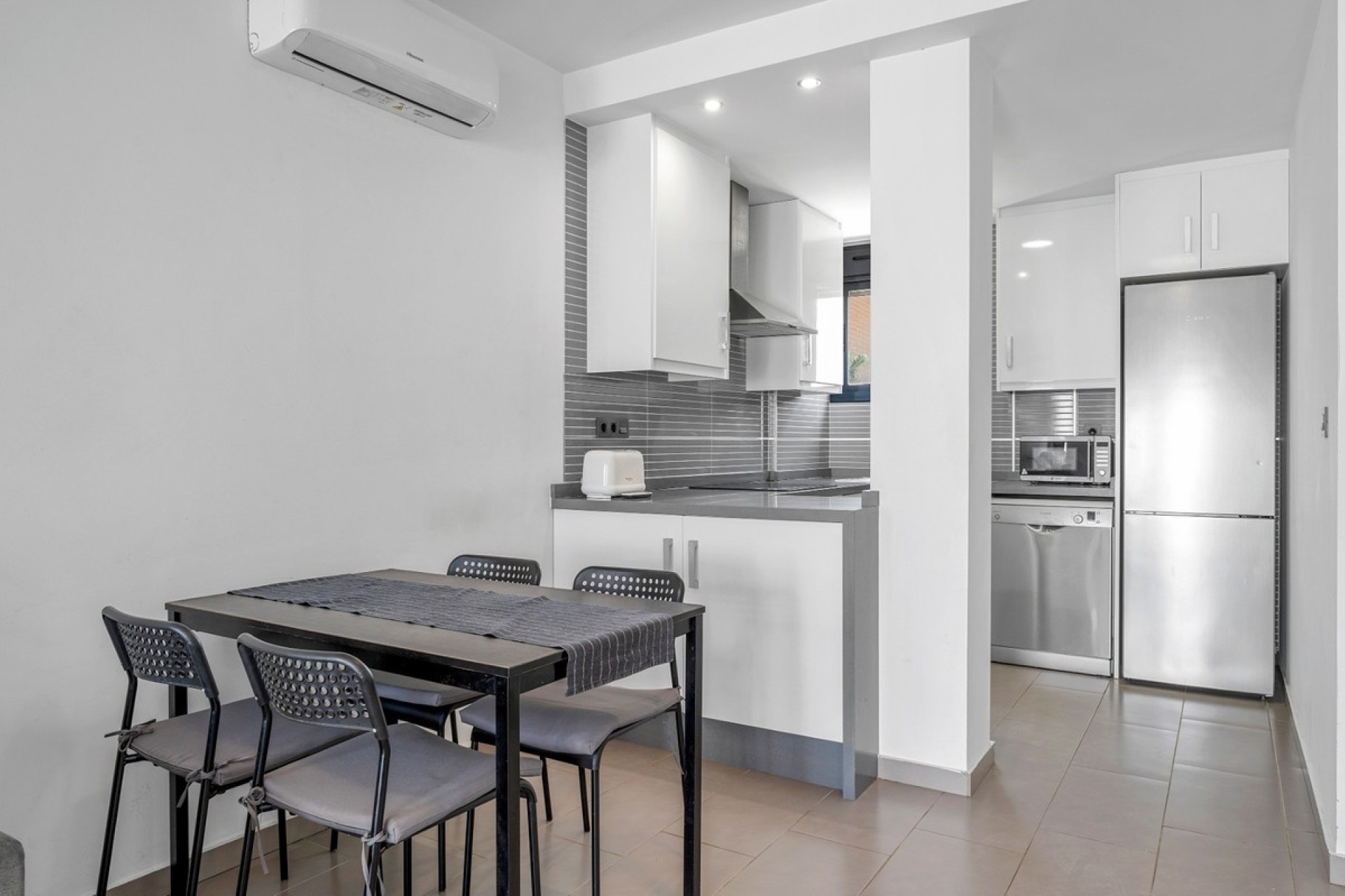 Wiederverkauf - apartment - Orihuela - La Zenia