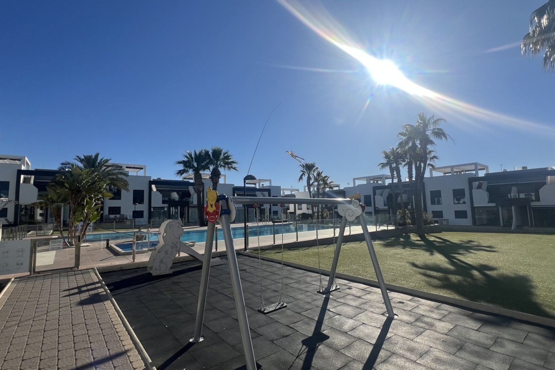 Wiederverkauf - apartment - Orihuela - La Zenia