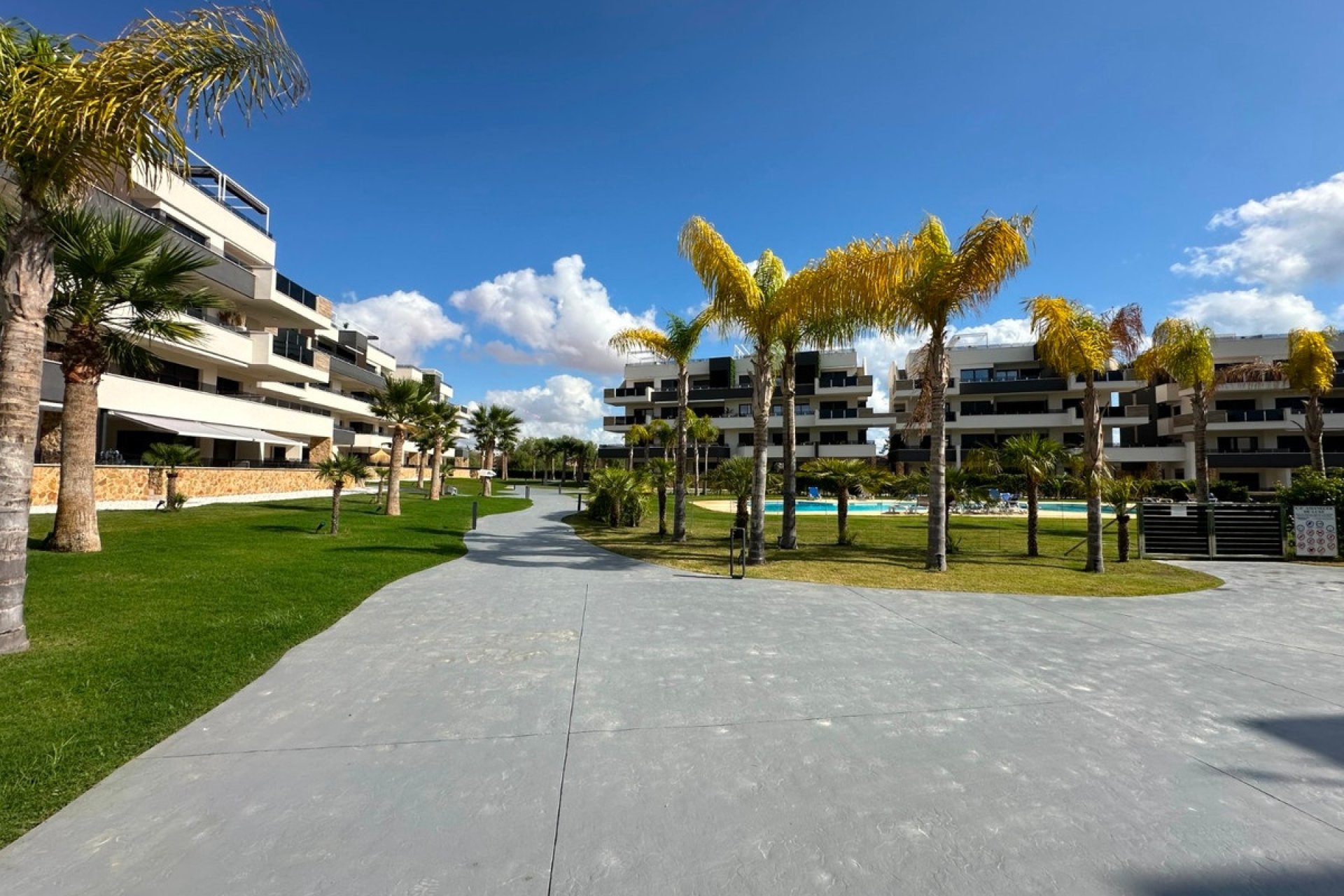 Wiederverkauf - apartment - Orihuela - Playa Flamenca