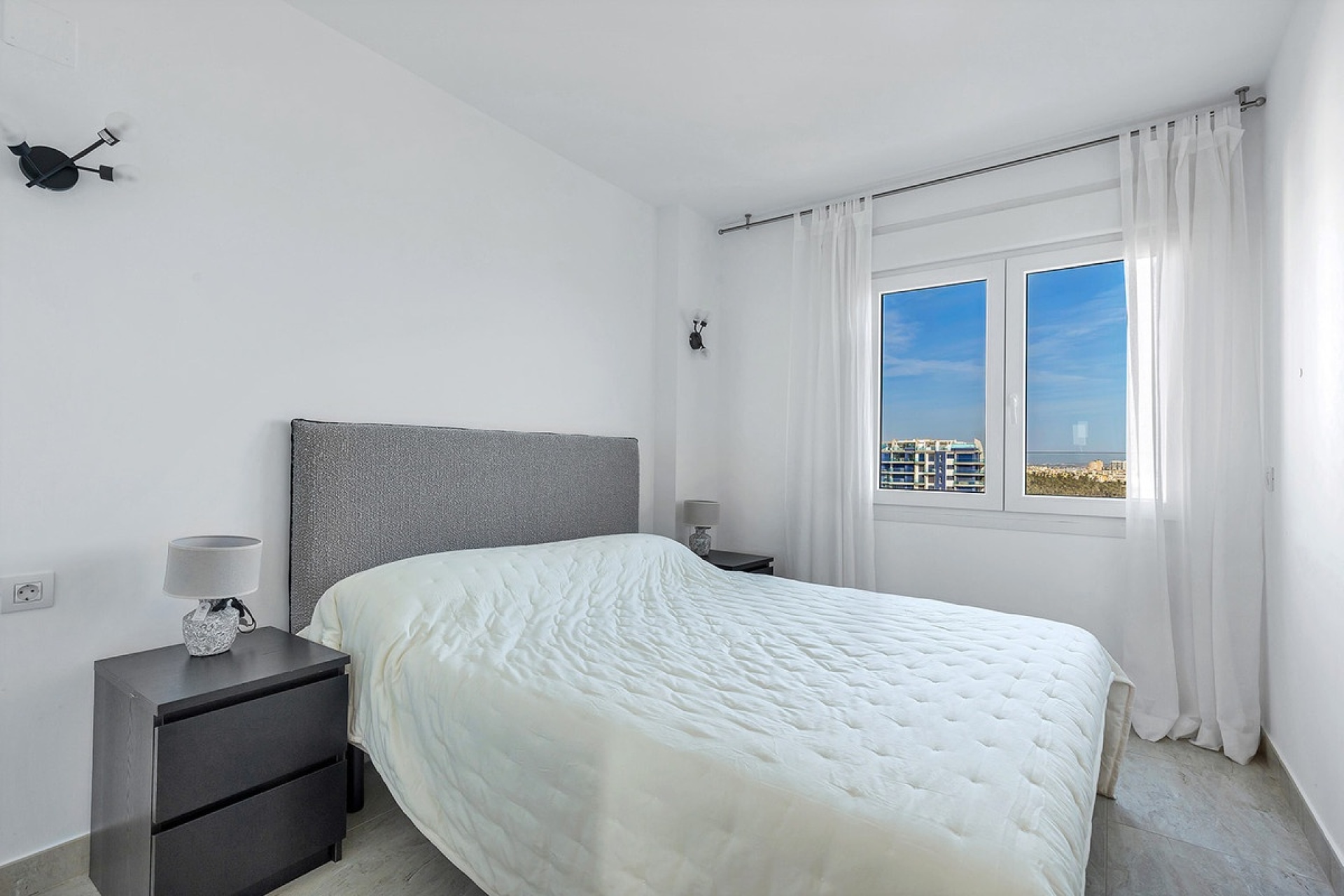 Wiederverkauf - apartment - Orihuela - Punta Prima