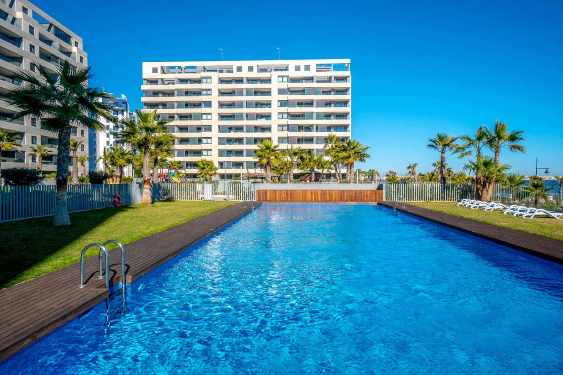 Wiederverkauf - apartment - Orihuela - Punta Prima