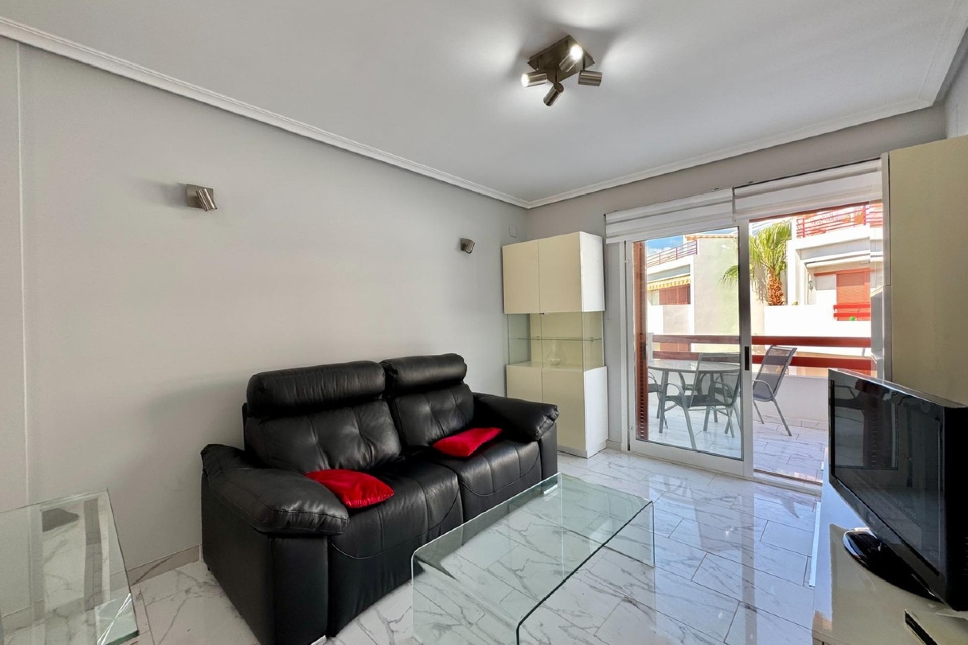 Wiederverkauf - apartment - Orihuela - Punta Prima